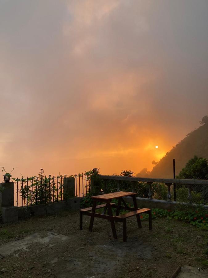 Villa By Mountain Homes- Lansdowne Ngoại thất bức ảnh